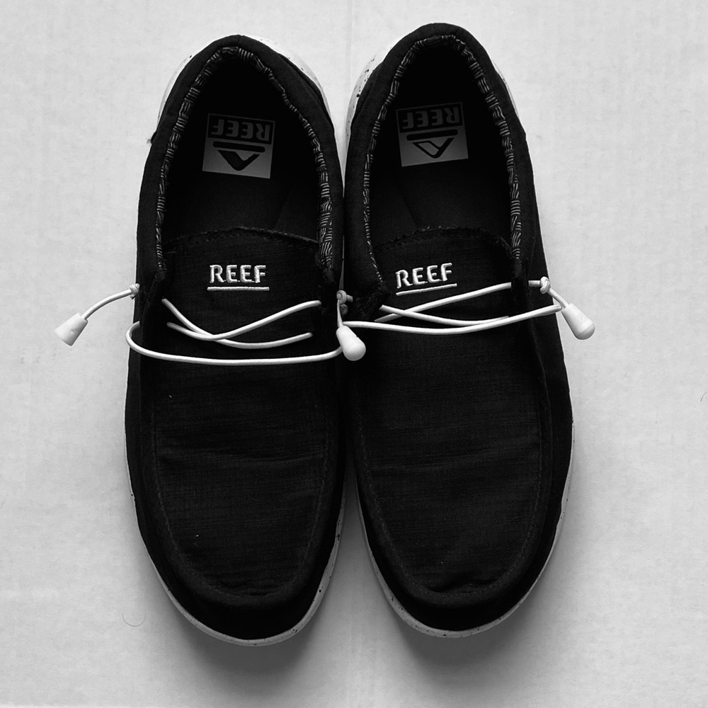 REEF Cushion Coast Slip On Shoes In‎ Black & White - Picture 3 of 9